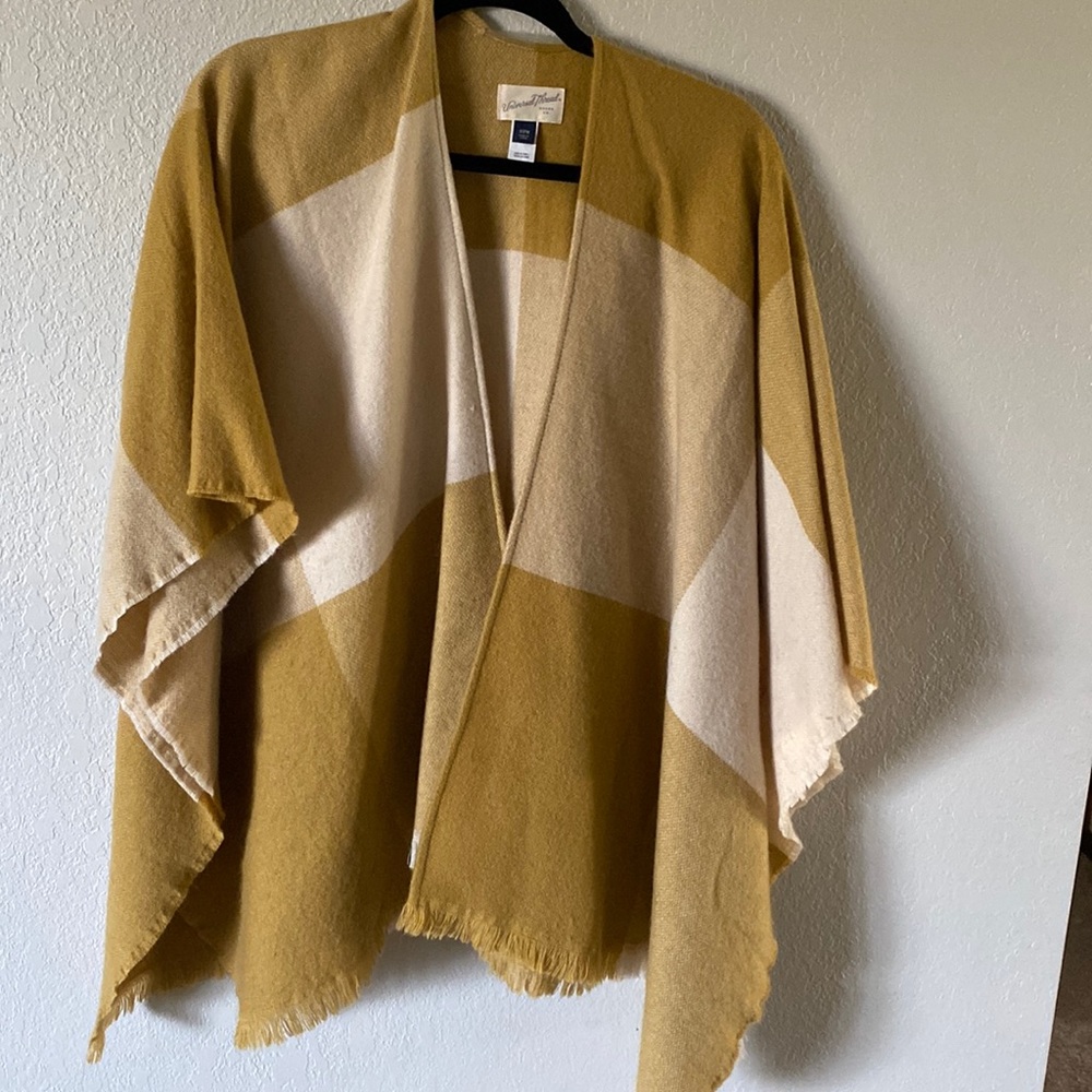 Plaid shawl